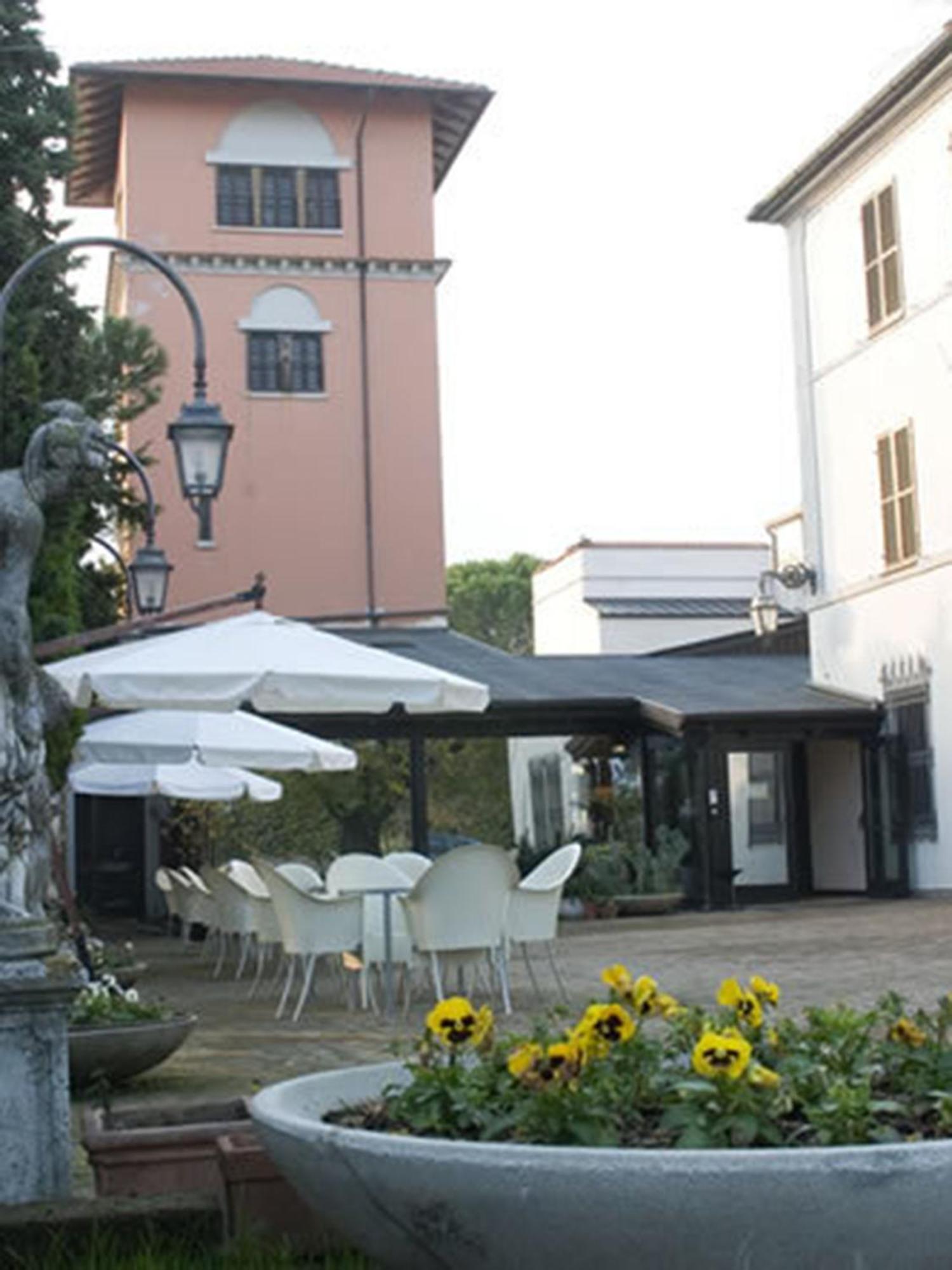 La Torre Hotel Moie מראה חיצוני תמונה