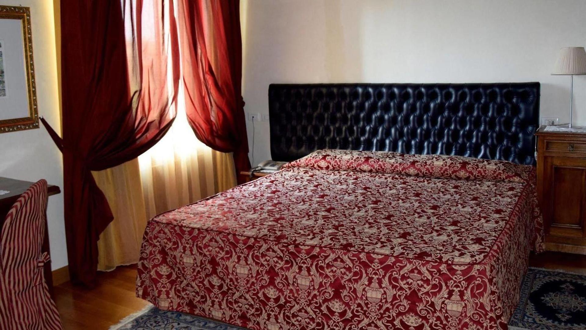 La Torre Hotel Moie מראה חיצוני תמונה