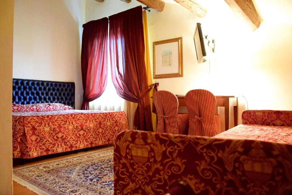 La Torre Hotel Moie מראה חיצוני תמונה